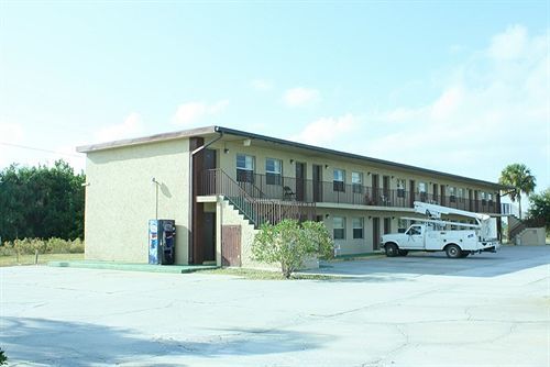 Sandrift Motel Sebastian Buitenkant foto